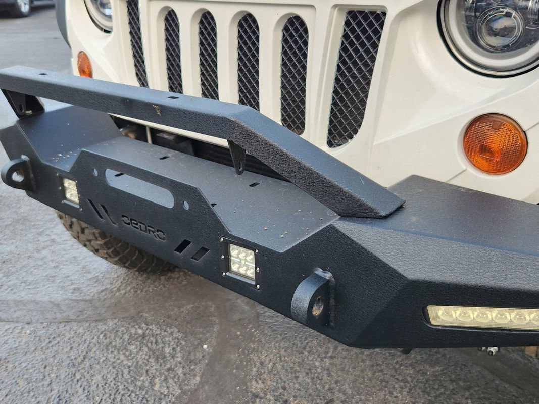 Used 2010 Jeep Wrangler Unlimited Sport image 31