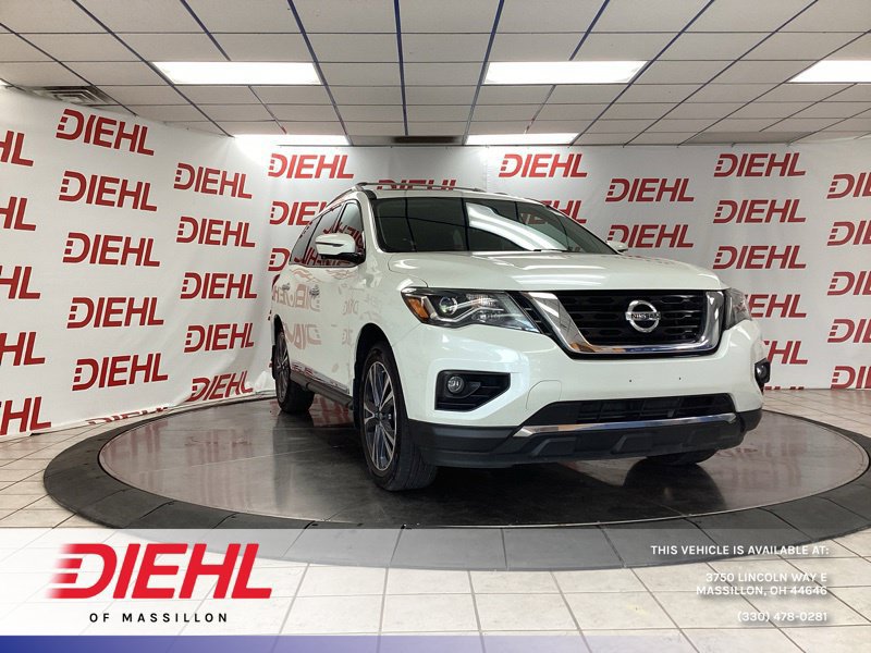 Used 2017 Nissan Pathfinder Platinum w/ Cargo Package