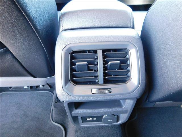 Used 2019 Volkswagen Tiguan SE FWD image 24