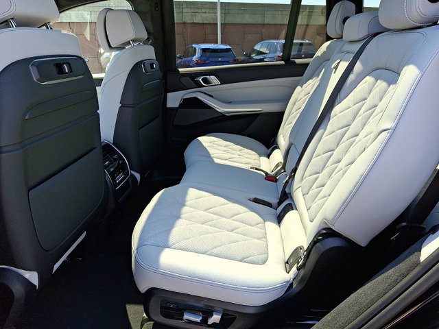 New 2026 BMW X7 xDrive40i w/ M Sport Package image 5