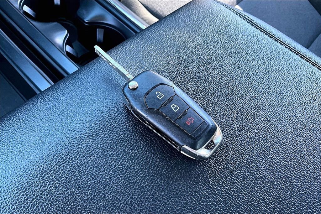 Used 2024 Ford F150 XLT w/ Mobile Office Package image 34