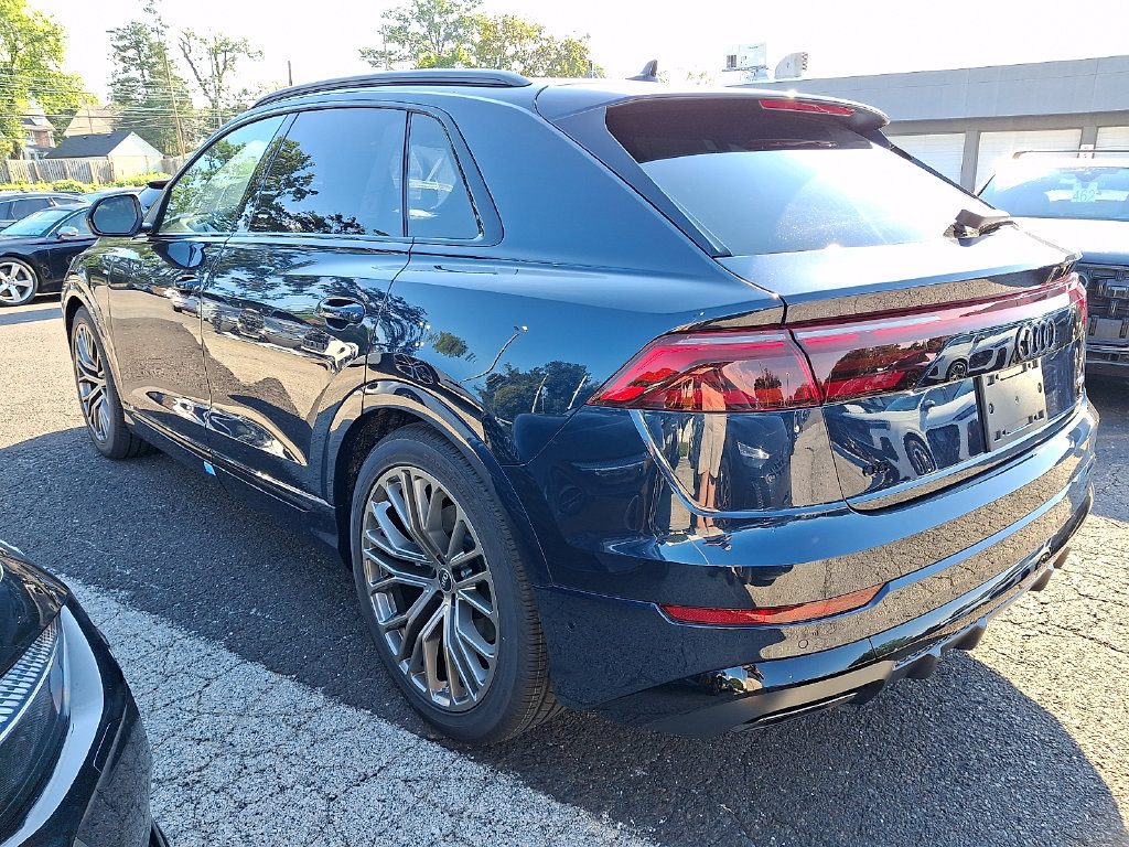 New 2027 Audi Q8 Premium Plus AWD/4WD image 3