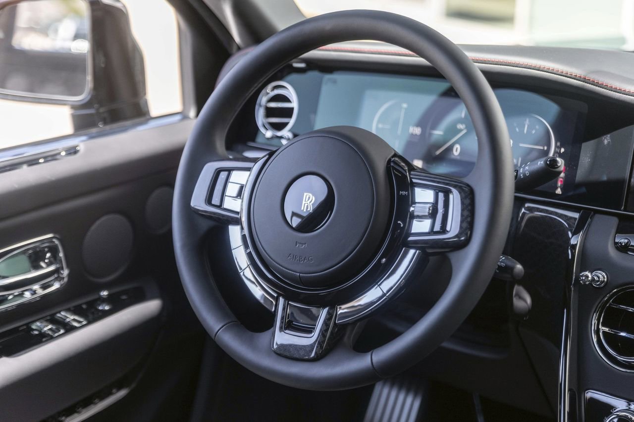 New 2026 Rolls-Royce Cullinan Black Badge image 55