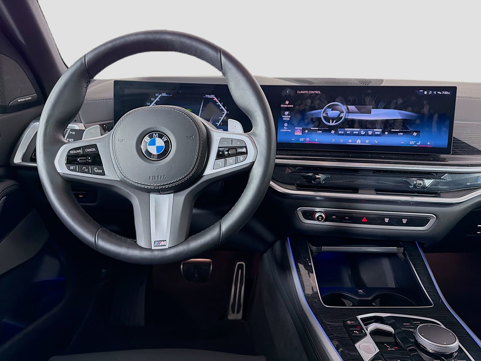 Used 2026 BMW X5 xDrive40i w/ M Sport Package image 25