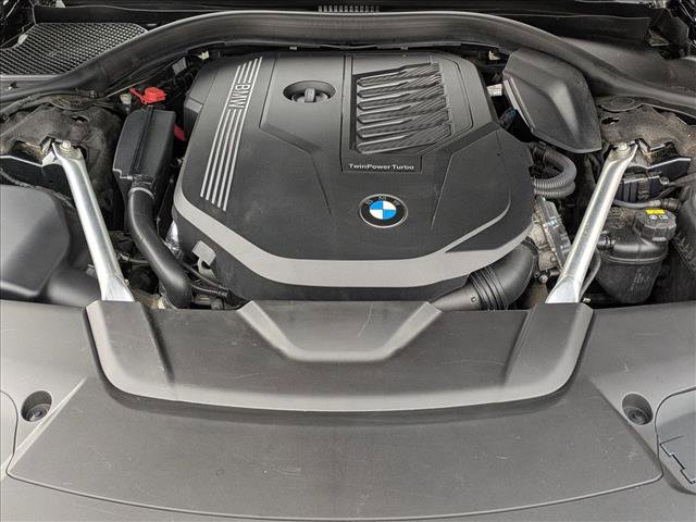Used 2021 BMW 740i xDrive AWD/4WD image 25