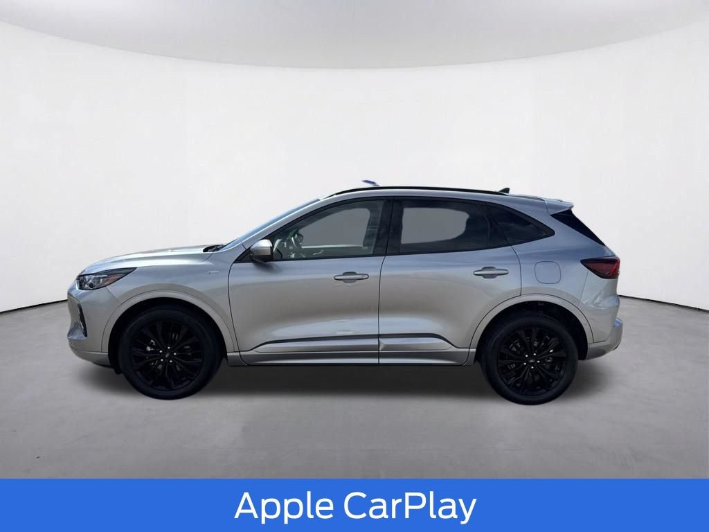 Used 2023 Ford Escape ST-Line Elite AWD/4WD image 4