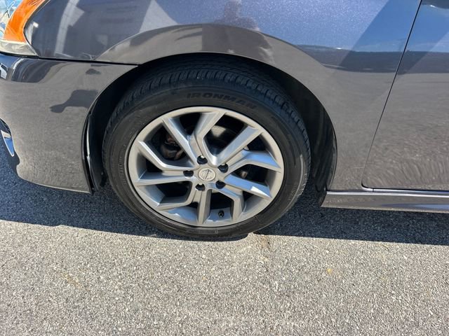 Used 2013 Nissan Sentra SR w/ Driver Pkg image 47