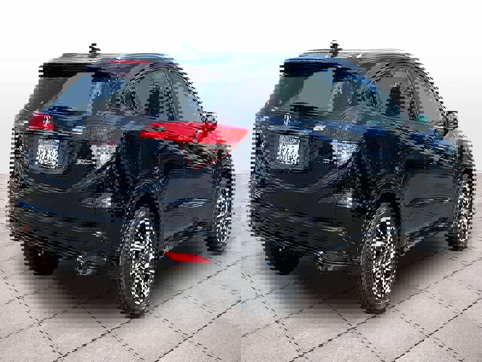 Used 2019 Honda HR-V Sport image 14