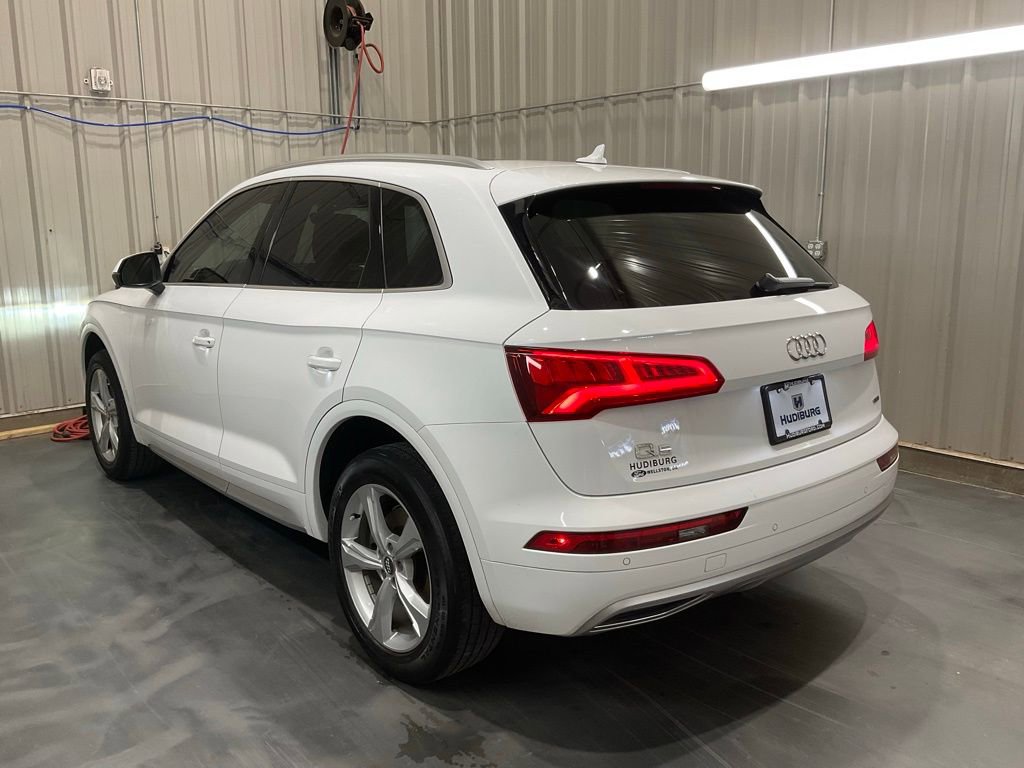 Used 2020 Audi Q5 2.0T Premium Plus w/ Premium Plus Package image 24