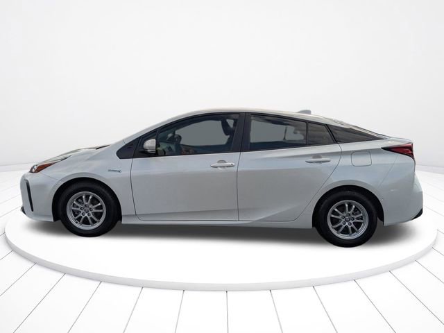 Used 2022 Toyota Prius LE image 6