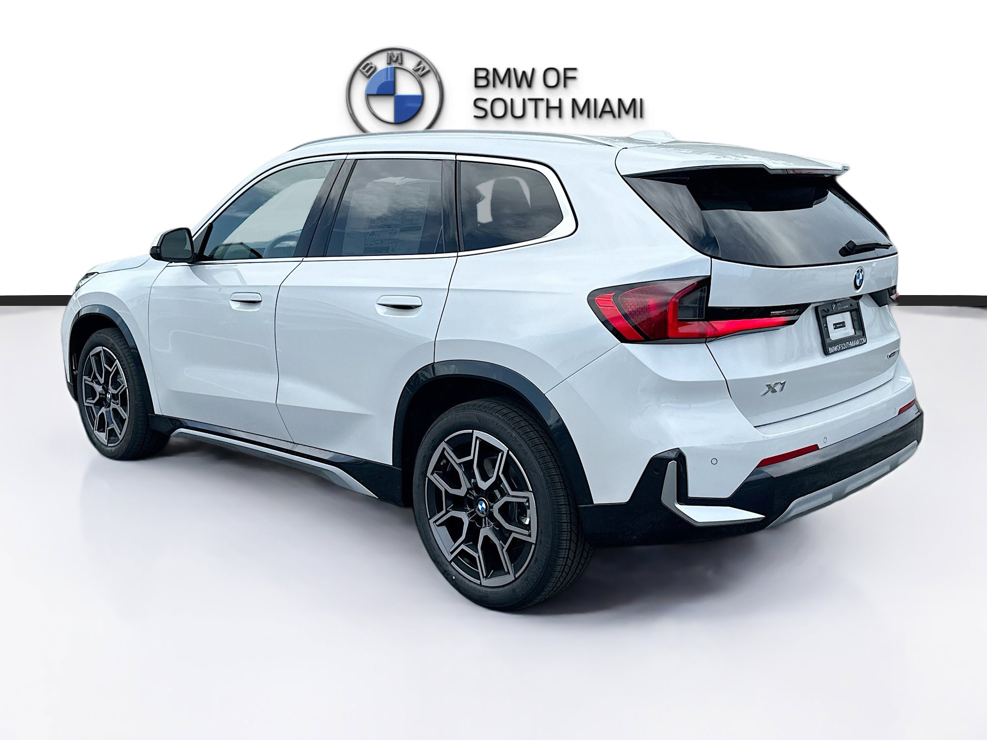 New 2026 BMW X1 xDrive28i w/ Convenience Package image 4