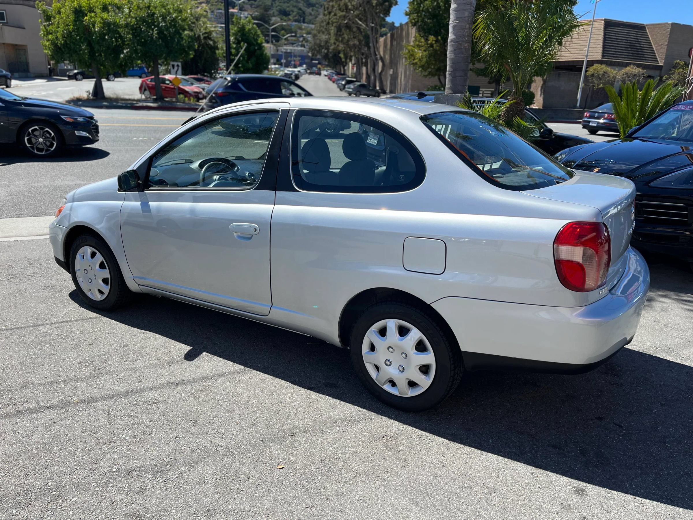 Used 2001 Toyota Echo Coupe FWD image 5