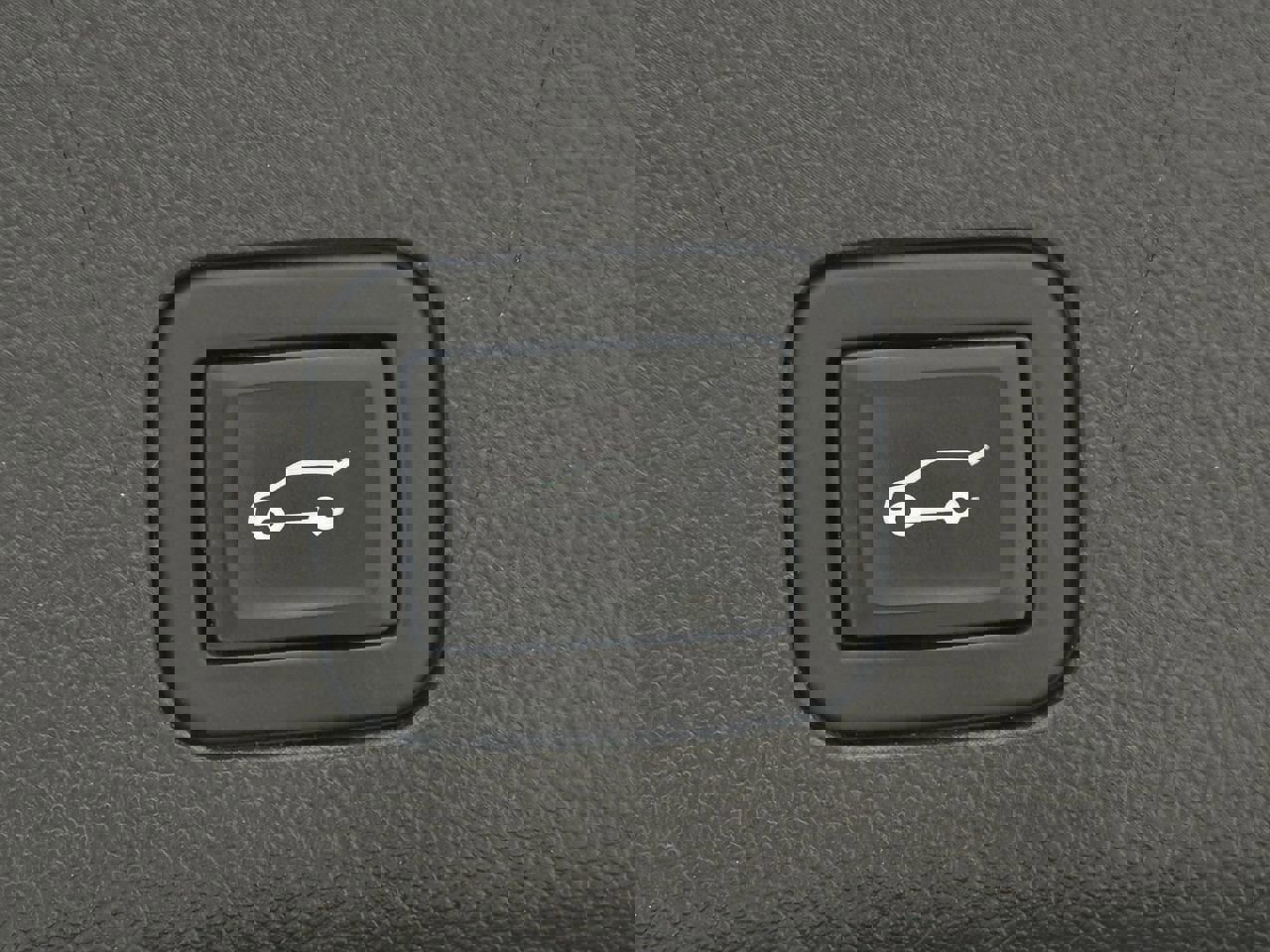 Certified 2023 GMC Yukon AT4 w/ AT4 Premium Package AWD/4WD image 28