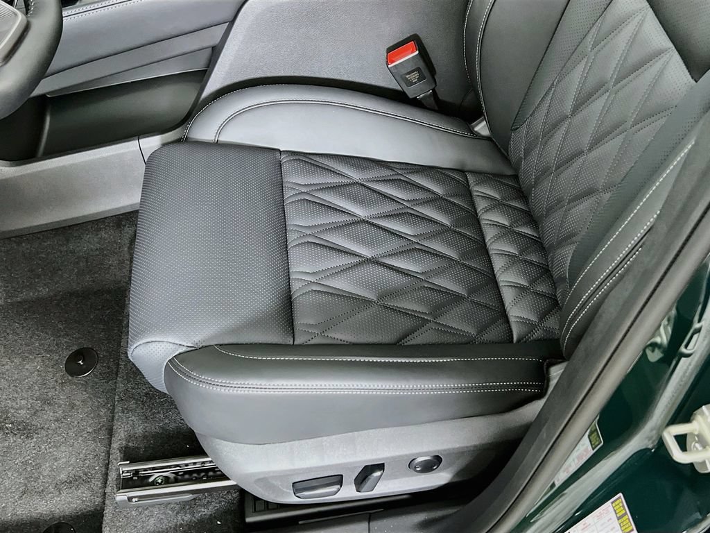 New 2026 Nissan Rogue Platinum w/ Platinum Premium Package AWD/4WD image 17
