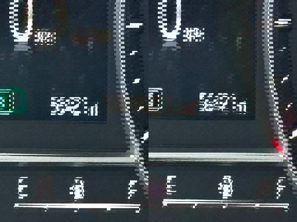 Used 2023 Kia Sorento LX image 23