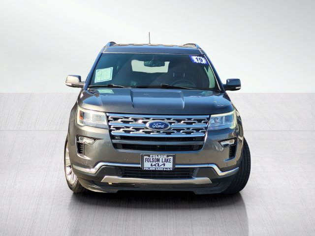Used 2019 Ford Explorer Limited w/ Class III Trailer Tow Package FWD image 2