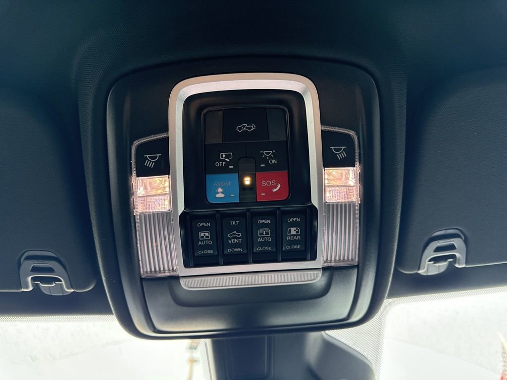 New 2025 RAM 1500 Limited image 28