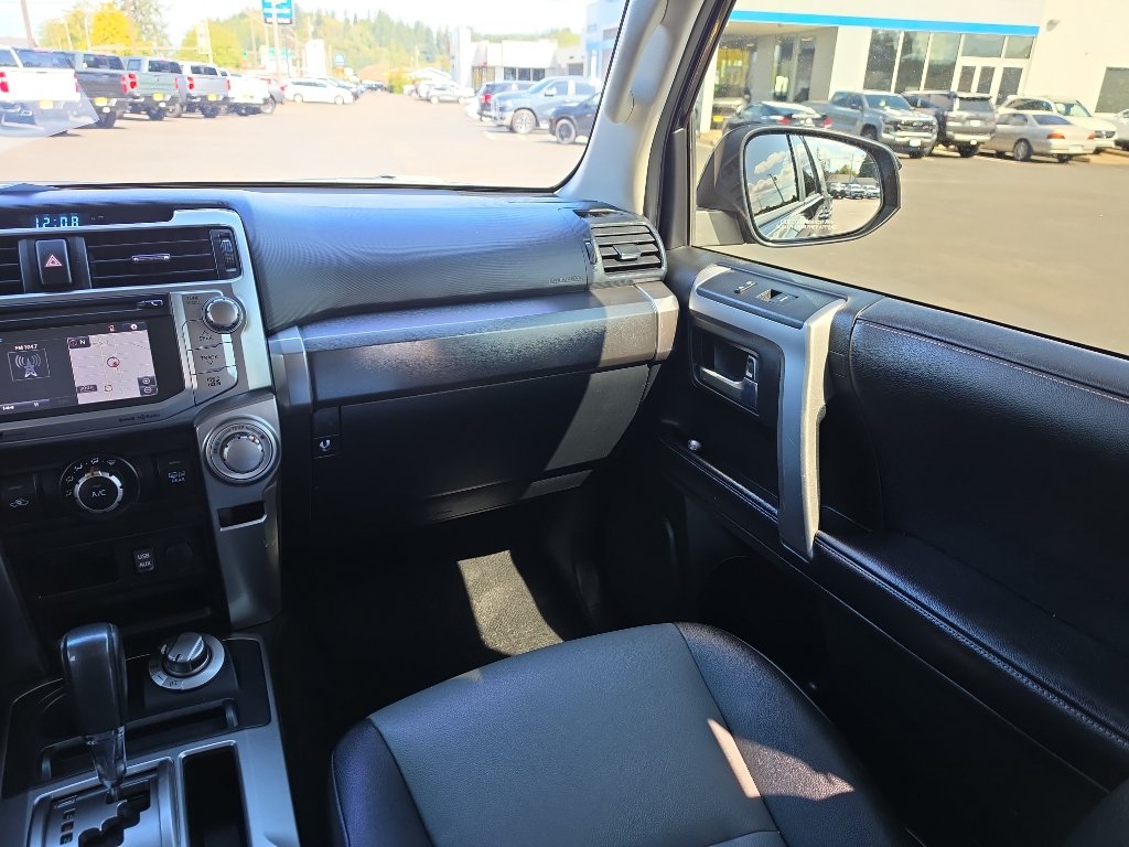 Used 2019 Toyota 4Runner SR5 Premium AWD/4WD image 23