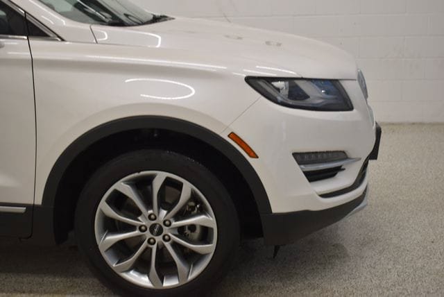 Used 2019 Lincoln MKC Select w/ Select Plus Package AWD/4WD image 13