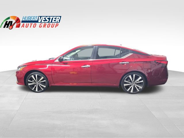 Used 2022 Nissan Altima 2.5 SR
