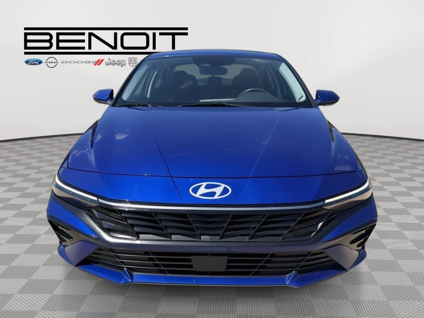 Used 2025 Hyundai Elantra SEL FWD image 8