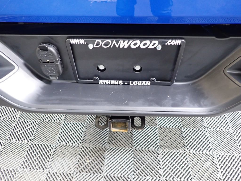 Used 2023 Jeep Gladiator Willys image 17