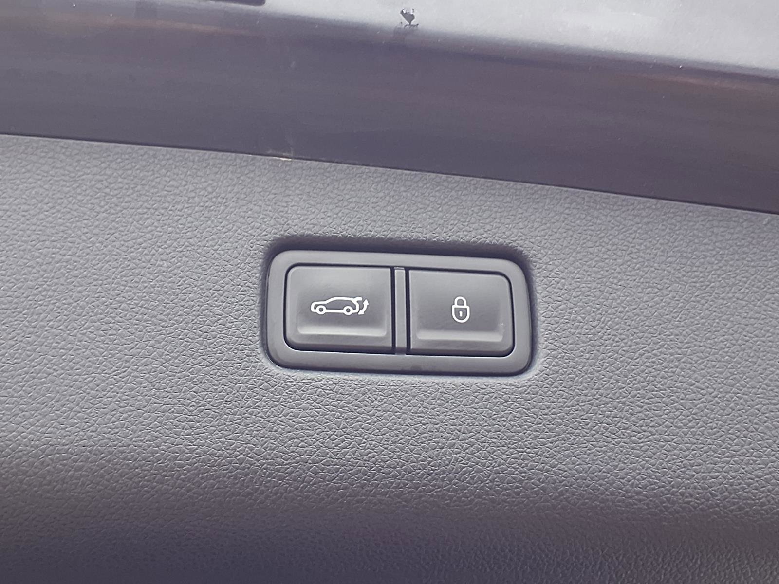 Used 2025 Genesis GV70 2.5T image 22