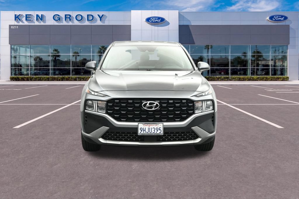 Used 2023 Hyundai Santa Fe SE AWD/4WD image 3