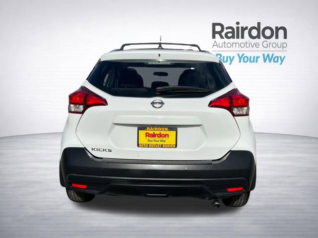 Used 2018 Nissan Kicks S w/ Exterior Package image 8
