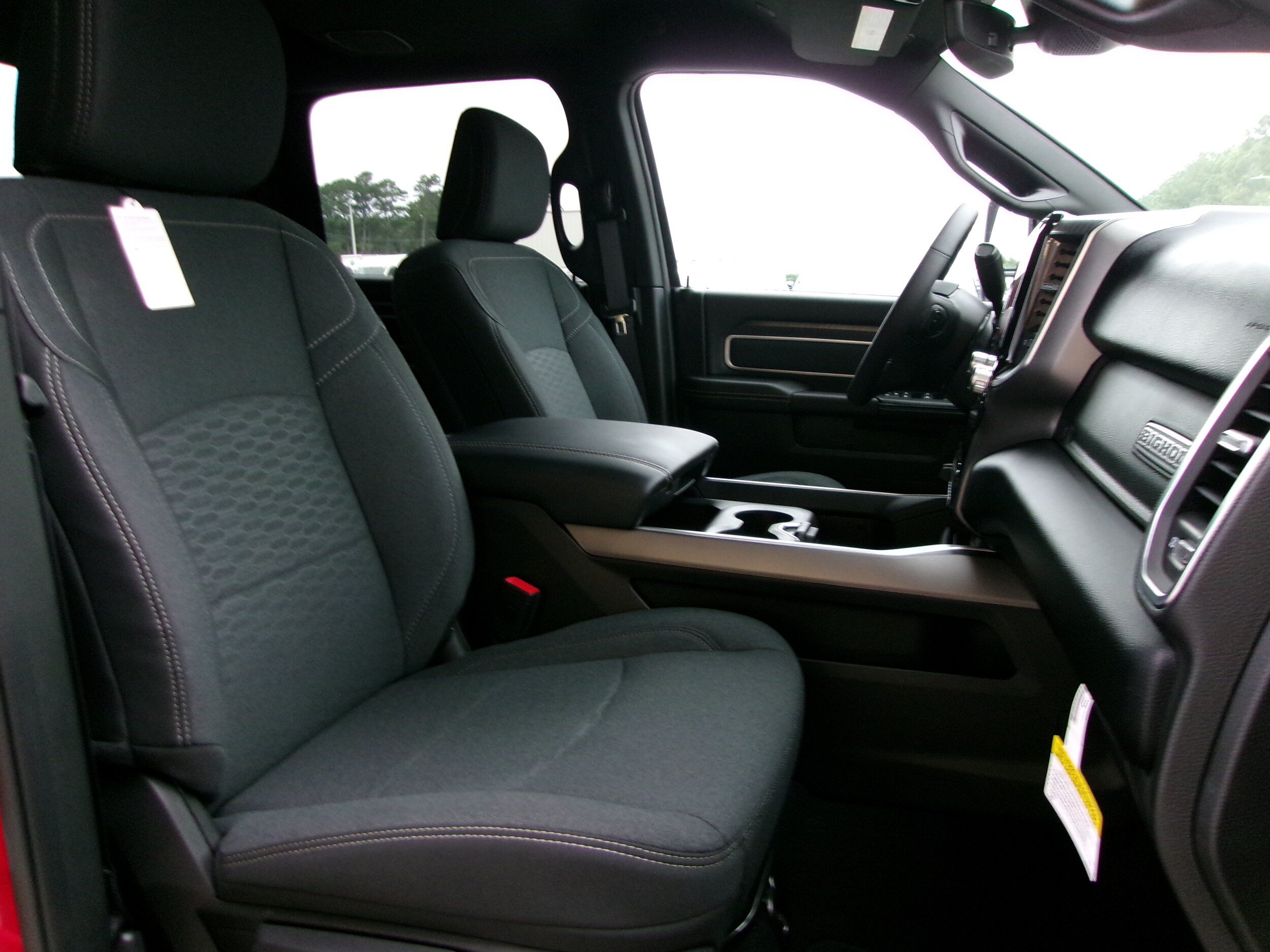 New 2026 RAM 2500 Big Horn AWD/4WD image 21