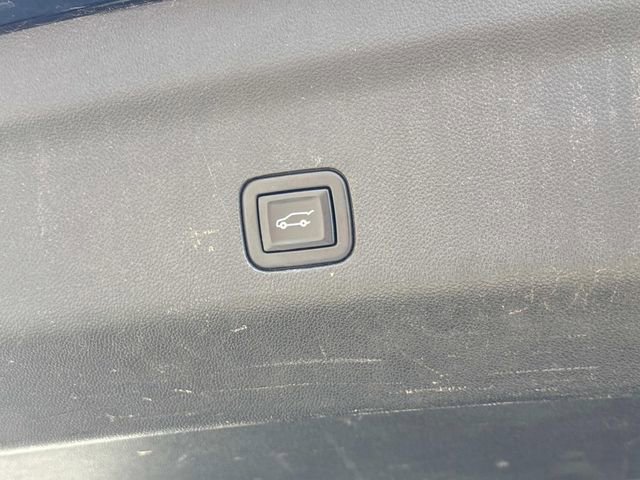 Used 2021 GMC Yukon AT4 w/ AT4 Premium Plus Package image 14