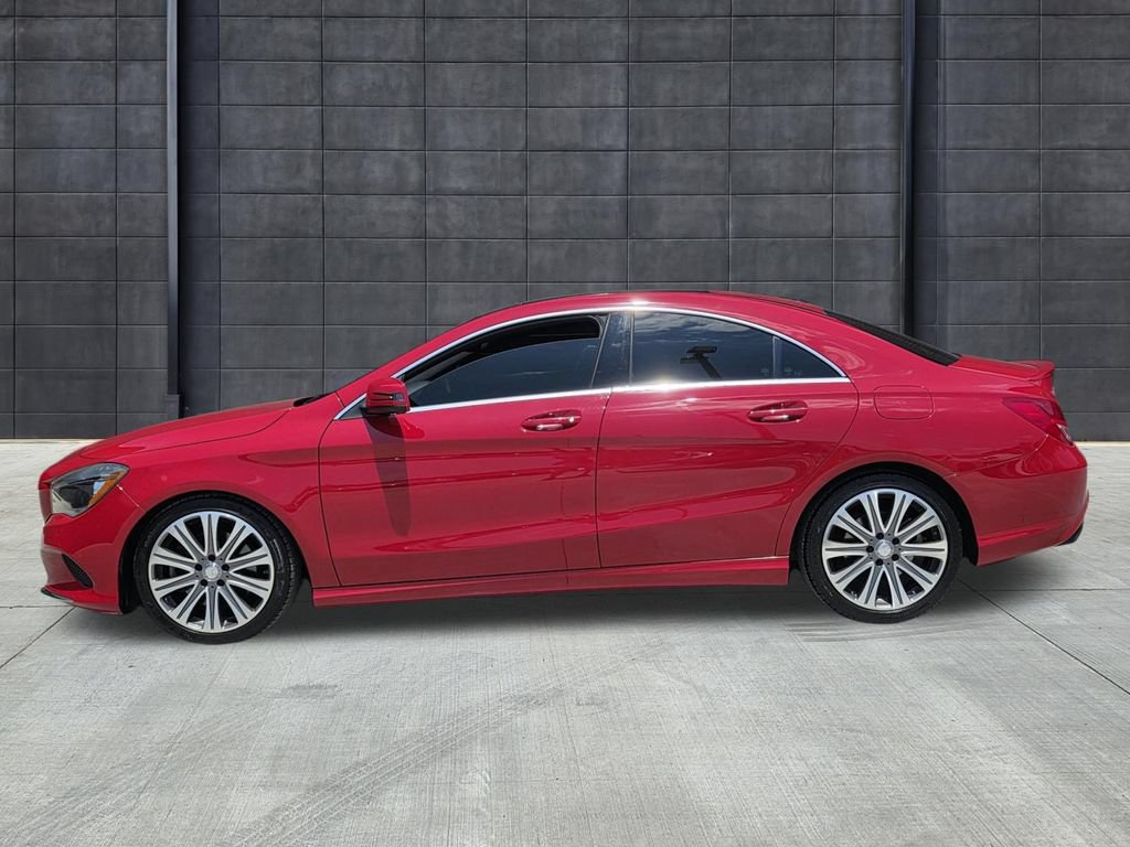 Used 2017 Mercedes-Benz CLA 250 4MATIC image 2