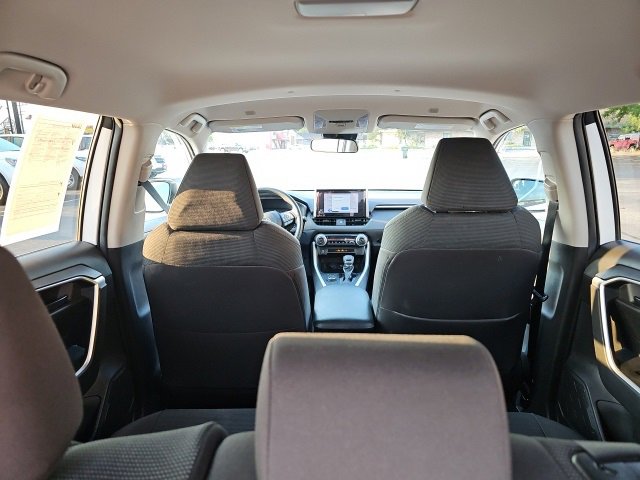 Used 2023 Toyota RAV4 LE image 12