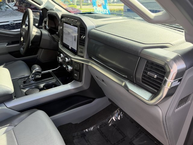 Used 2023 Ford F150 Lariat w/ Bed Utility Package RWD image 16