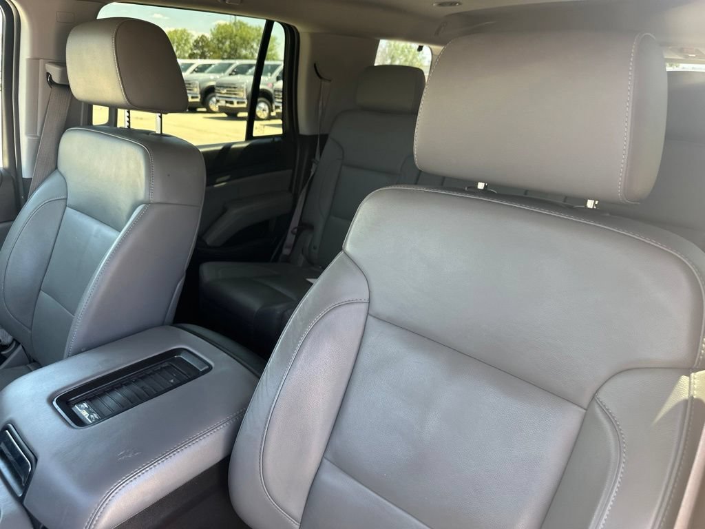 Used 2015 Chevrolet Tahoe LT w/ Luxury Package AWD/4WD image 15
