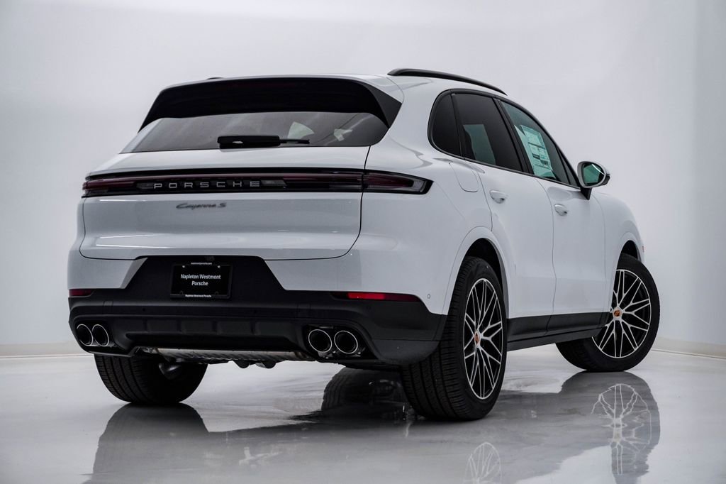 New 2026 Porsche Cayenne S image 12