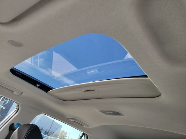 New 2026 Hyundai Venue SEL image 17