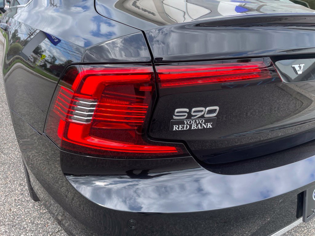 Certified 2025 Volvo S90 B6 Ultra AWD/4WD image 11
