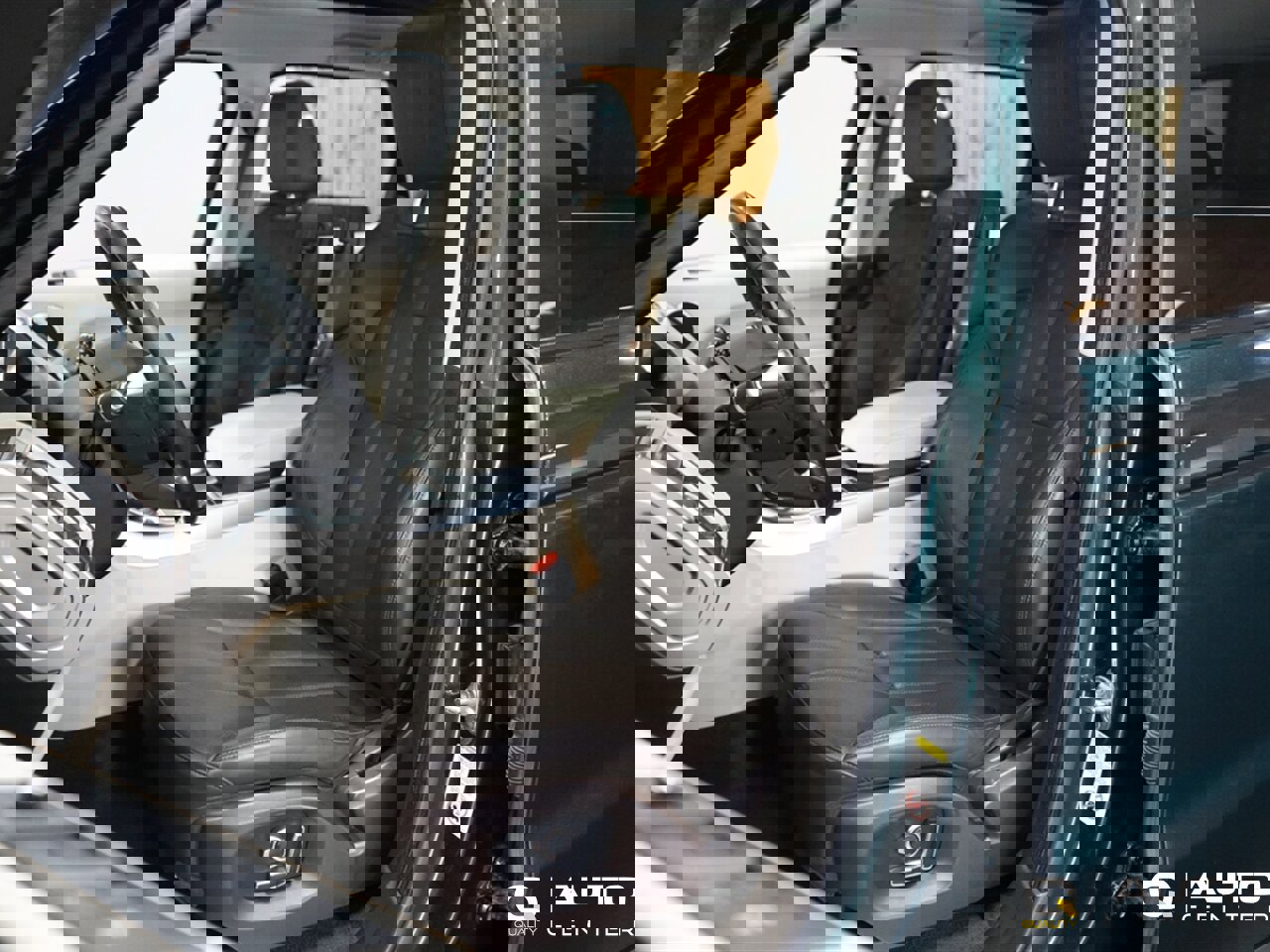 Used 2016 Land Rover Range Rover Sport HSE image 15