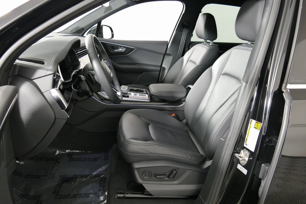 Used 2025 Audi Q7 3.0T Premium Plus image 14