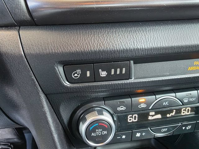 Used 2017 MAZDA MAZDA3 Grand Touring w/ Premium Equipment Package FWD image 31