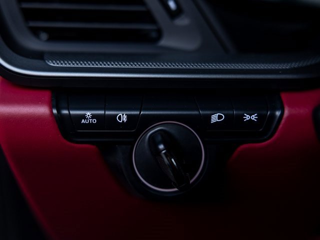 Used 2024 Porsche 911 Carrera 4S image 40