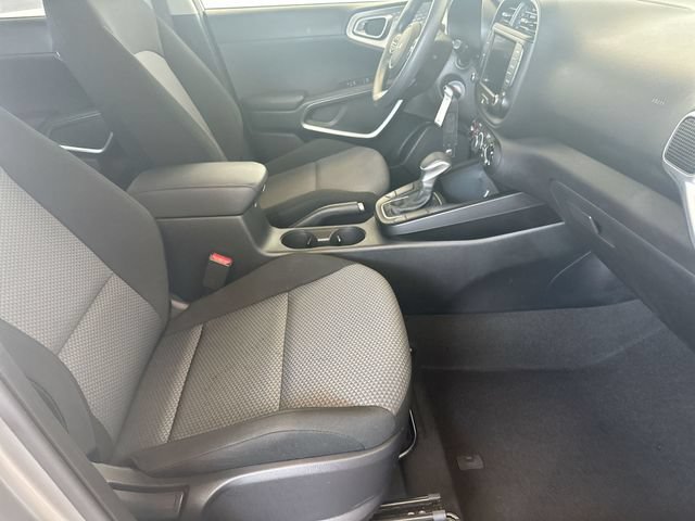 Certified 2023 Kia Soul LX w/ LX Technology Package FWD image 26
