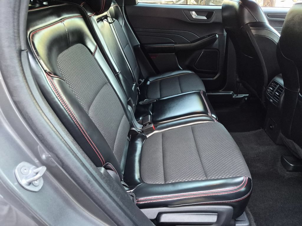 Used 2025 Ford Escape ST-Line FWD image 27