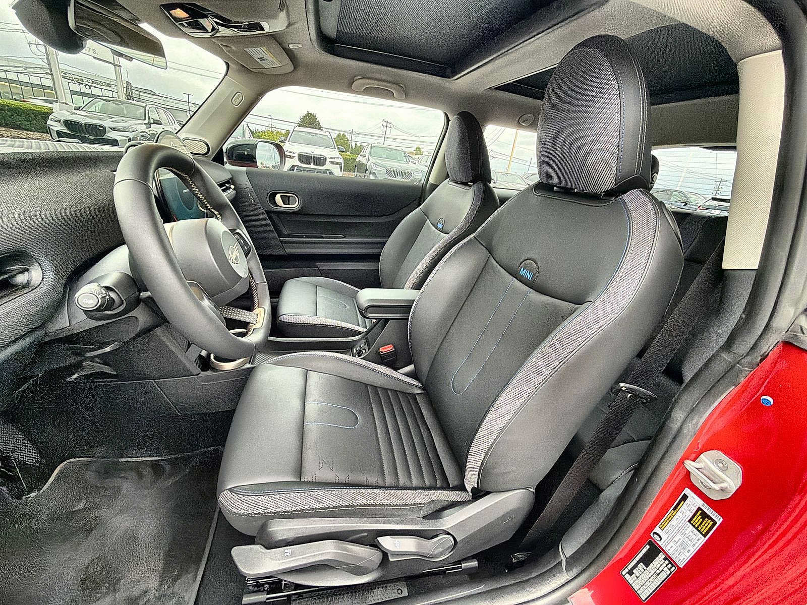 Used 2025 MINI Cooper S FWD image 19