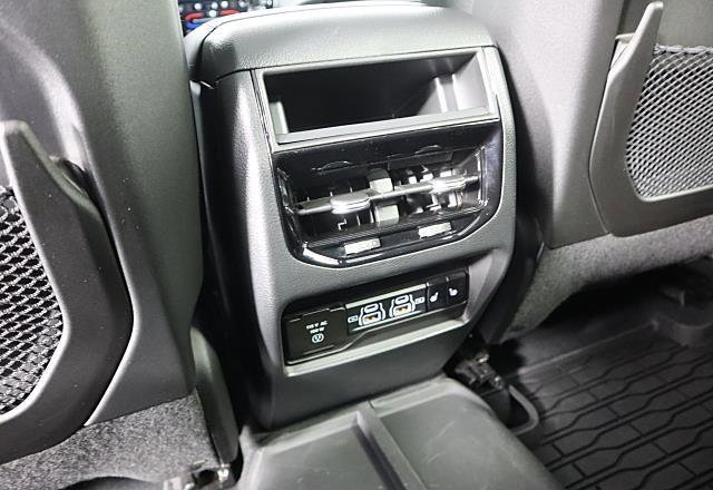 Used 2024 Jeep Grand Cherokee Trailhawk w/ Luxury Tech Group III image 22