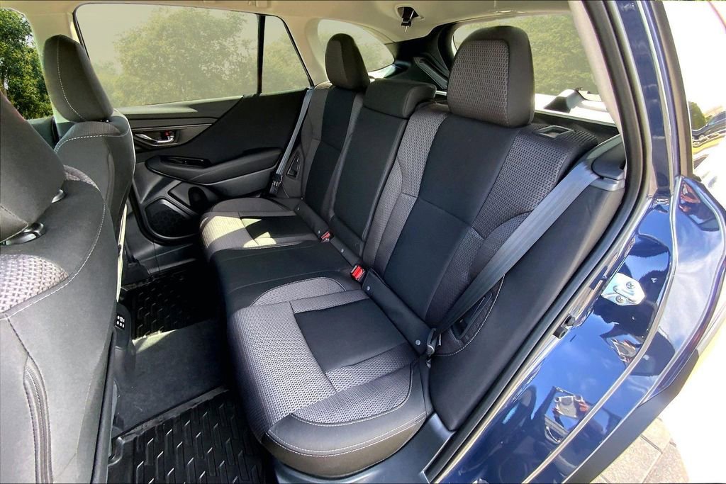 Certified 2025 Subaru Outback Premium image 21