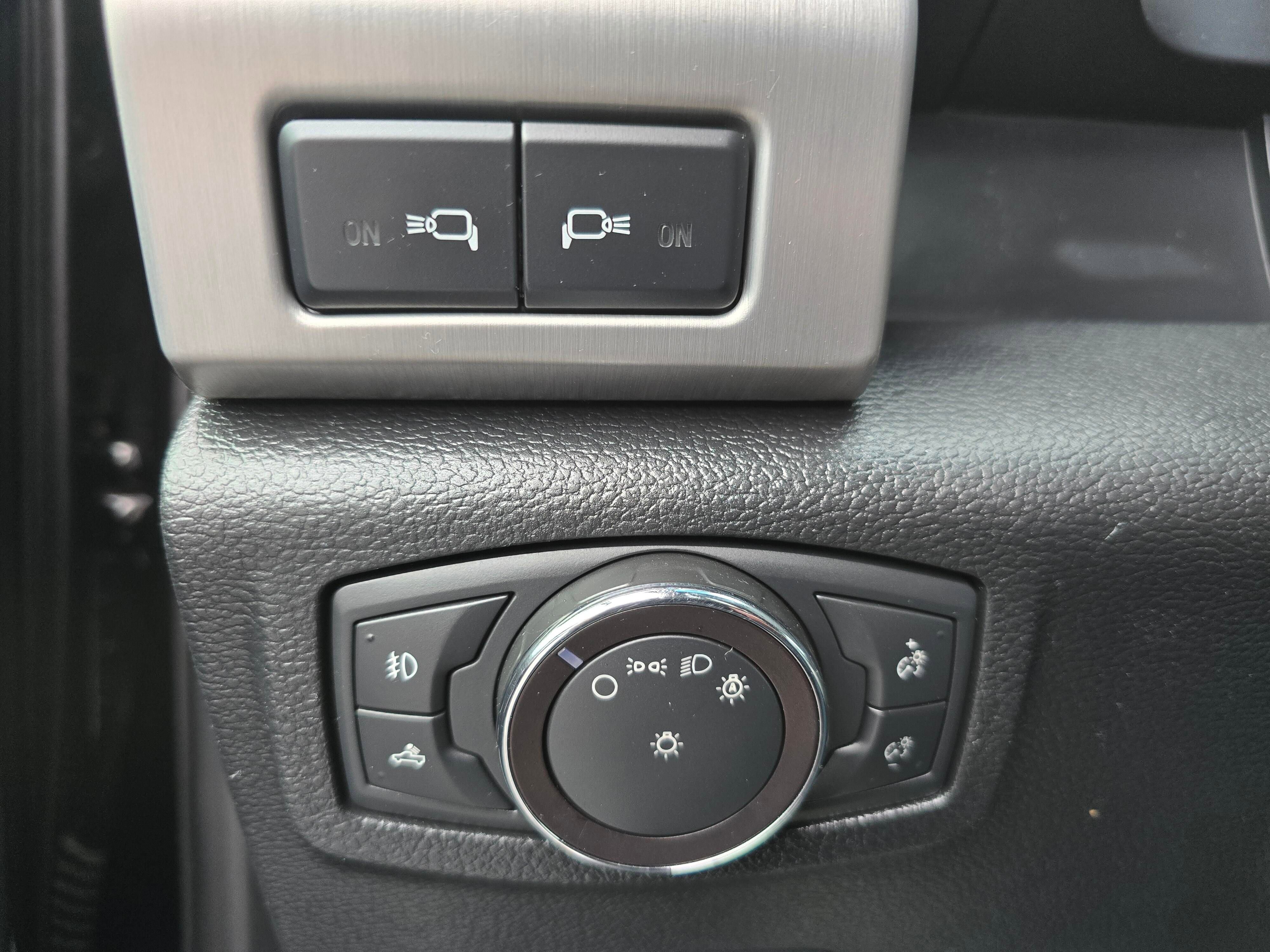 Used 2019 Ford F350 Platinum w/ Platinum Ultimate Package image 25