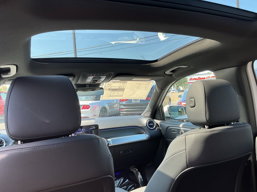New 2026 Mercedes-Benz GLB 250 4MATIC image 23