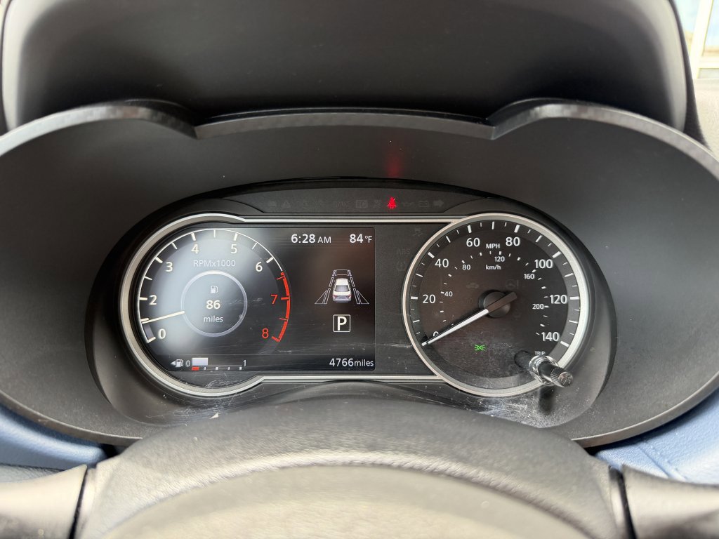 Used 2025 Nissan Versa SV w/ Trunk Package image 17